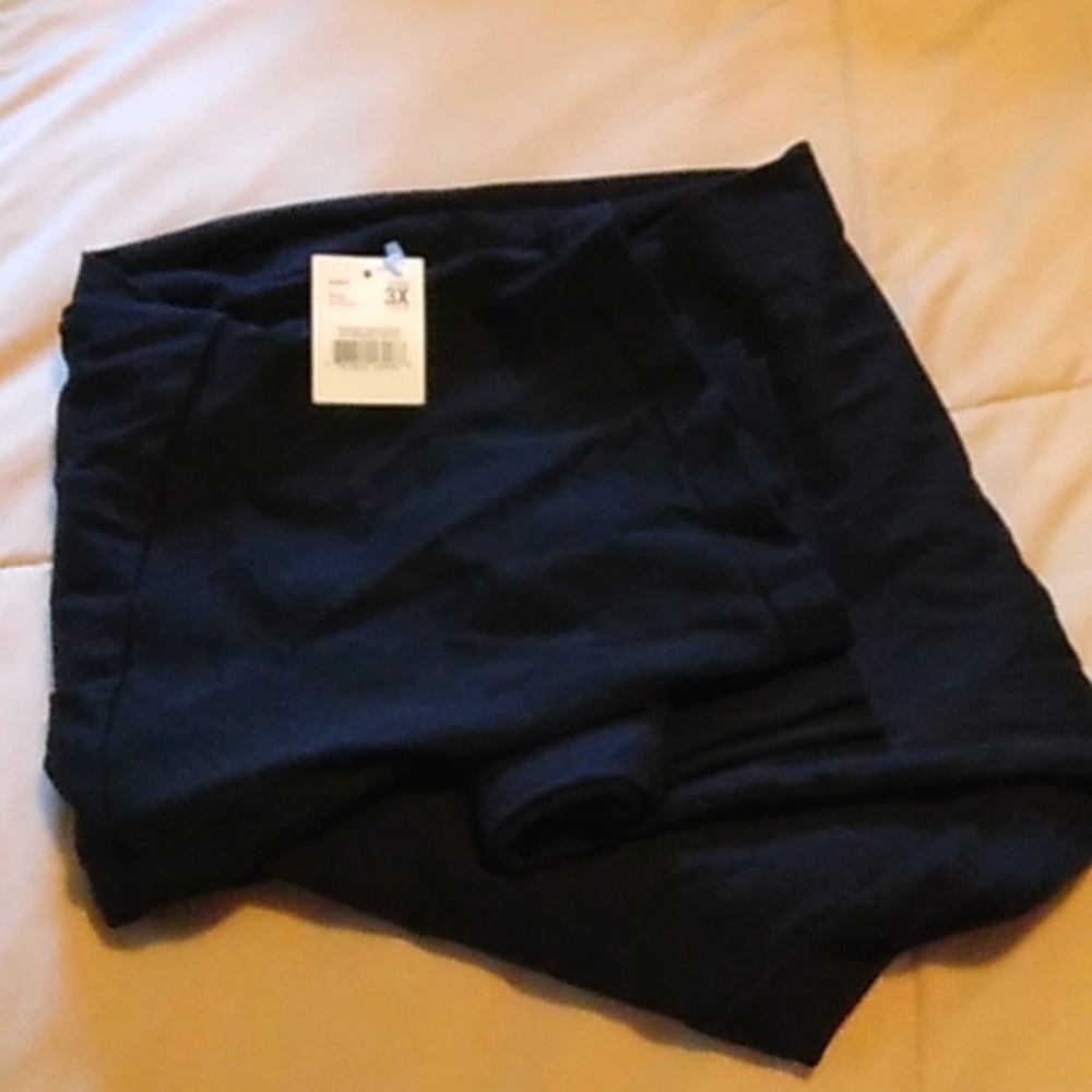 Maternity capri leggings